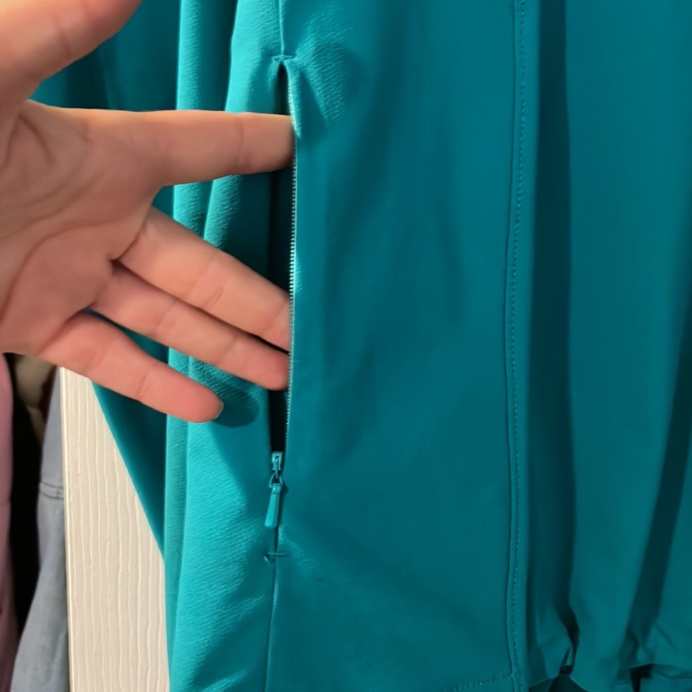 Pullover jacket - Picture 2 of 6
